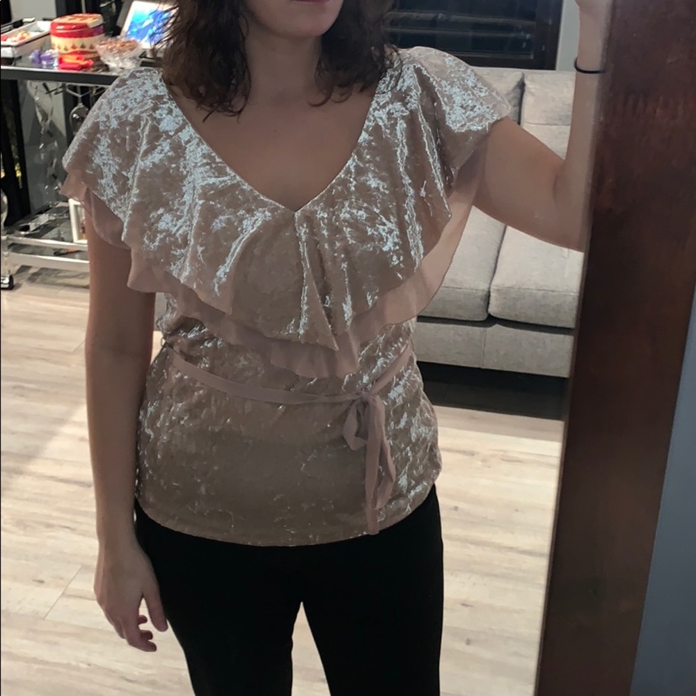 Top - Picture 2 of 5